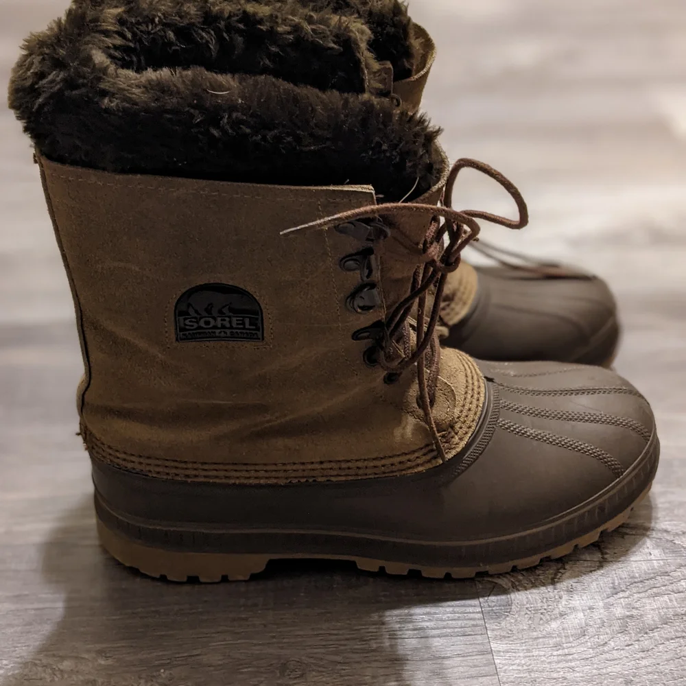 Sorel Kaufman Canada Snow Boots - Picture 3 of 8